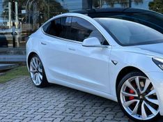 Tesla Model 3 TESLA 2018/2018 CONCEPT MOTORS PASSO FUNDO / Carros no Vale