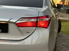 Toyota Corolla GLi 1.8 Flex 16V Aut. 2017/2017 CONCEPT MOTORS PASSO FUNDO / Carros no Vale