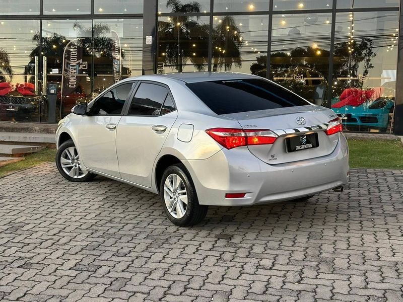 Toyota Corolla GLi 1.8 Flex 16V Aut. 2017/2017 CONCEPT MOTORS PASSO FUNDO / Carros no Vale