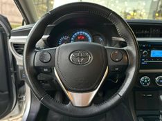 Toyota Corolla GLi 1.8 Flex 16V Aut. 2017/2017 CONCEPT MOTORS PASSO FUNDO / Carros no Vale