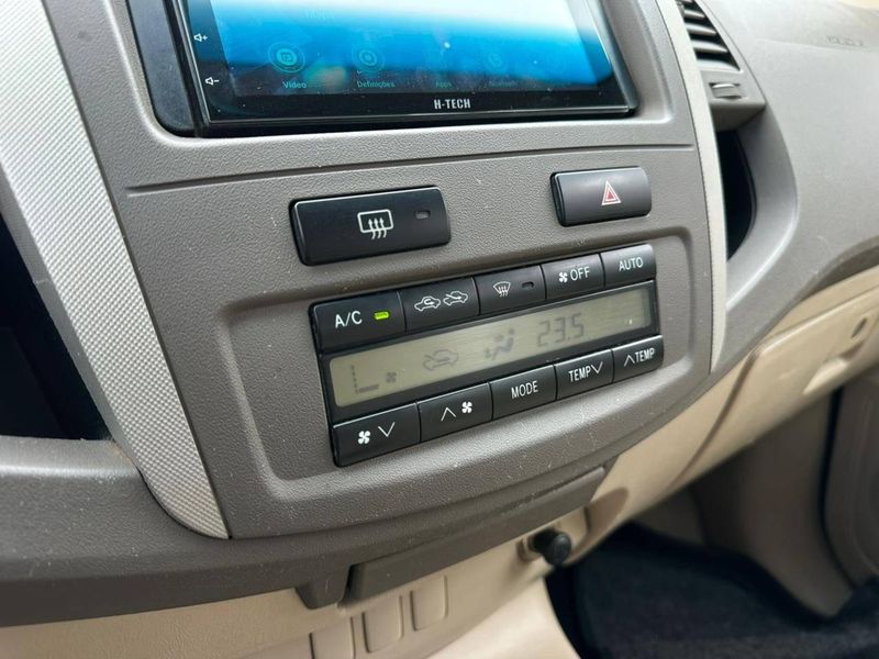 Toyota Hilux SW4 SRV D4-D 4×4 3.0 TDI Dies Aut 2008/2008 CONCEPT MOTORS PASSO FUNDO / Carros no Vale