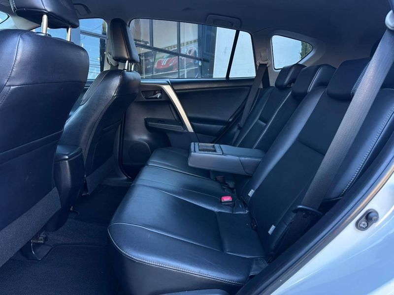 Toyota RAV-4 2.0 4×4 16V Aut. 2014/2014 CONCEPT MOTORS PASSO FUNDO / Carros no Vale Toyota RAV-4 2.0 4×4 16V Aut. 2014/2014 CONCEPT MOTORS PASSO FUNDO / Carros no Vale