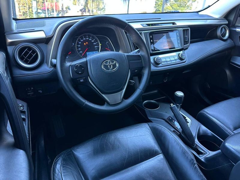 Toyota RAV-4 2.0 4×4 16V Aut. 2014/2014 CONCEPT MOTORS PASSO FUNDO / Carros no Vale Toyota RAV-4 2.0 4×4 16V Aut. 2014/2014 CONCEPT MOTORS PASSO FUNDO / Carros no Vale