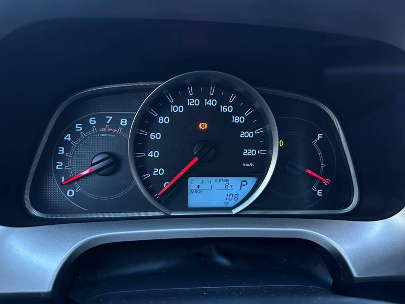 Toyota RAV-4 2.0 4×4 16V Aut. 2014/2014 CONCEPT MOTORS PASSO FUNDO / Carros no Vale Toyota RAV-4 2.0 4×4 16V Aut. 2014/2014 CONCEPT MOTORS PASSO FUNDO / Carros no Vale