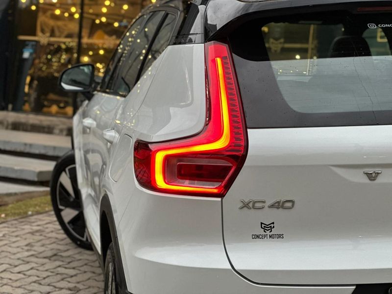 Volvo XC40 Recharge Plus (Elétrico) 2023/2024 CONCEPT MOTORS PASSO FUNDO / Carros no Vale Volvo XC40 Recharge Plus (Elétrico) 2023/2024 CONCEPT MOTORS PASSO FUNDO / Carros no Vale
