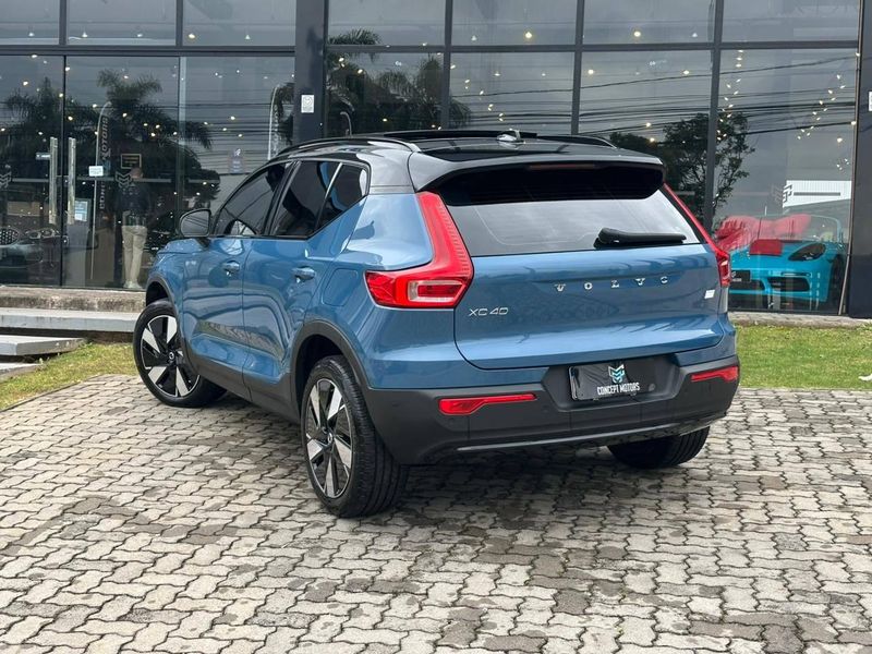 Volvo XC40 Recharge Plus (ElÃ©trico) 2023/2024 CONCEPT MOTORS PASSO FUNDO / Carros no Vale