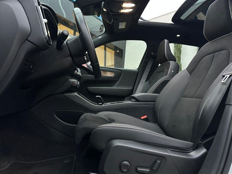 Volvo XC40 Recharge Plus (Elétrico) 2023/2024 CONCEPT MOTORS PASSO FUNDO / Carros no Vale Volvo XC40 Recharge Plus (Elétrico) 2023/2024 CONCEPT MOTORS PASSO FUNDO / Carros no Vale