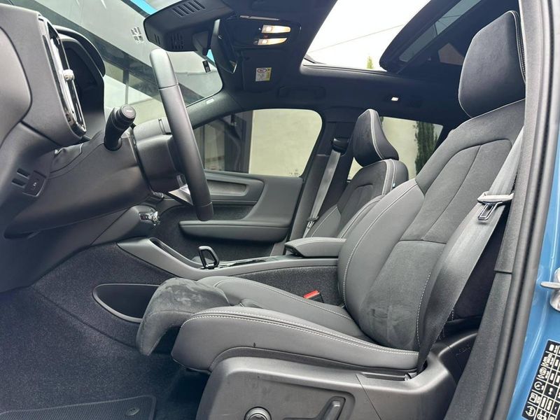 Volvo XC40 Recharge Plus (ElÃ©trico) 2023/2024 CONCEPT MOTORS PASSO FUNDO / Carros no Vale