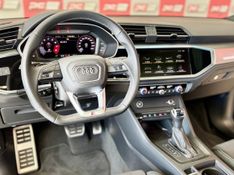 Audi Q3 Perf Black.Plus 2.0 TFSI Tip Quat. 2024/2024 PC VEÍCULOS SANTA CRUZ DO SUL / Carros no Vale