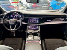 Audi Q8 Perf.Black 3.0 TFSI Quat S-tr/(Híb.) 2022/2022 PC VEÍCULOS SANTA CRUZ DO SUL / Carros no Vale