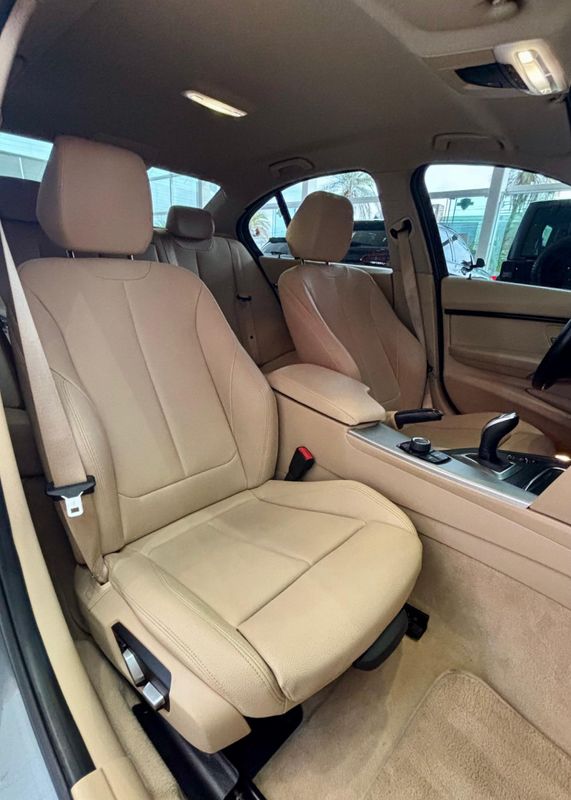 BMW 320iA Modern/Sport TB 2.0/A./GP 2018/2018 PC VEÍCULOS SANTA CRUZ DO SUL / Carros no Vale