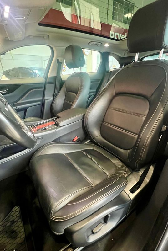 Jaguar F-Pace 2.0 Prestige 180cv 2017/2018 PC VEÍCULOS SANTA CRUZ DO SUL / Carros no Vale Jaguar F-Pace 2.0 Prestige 180cv 2017/2018 PC VEÍCULOS SANTA CRUZ DO SUL / Carros no Vale