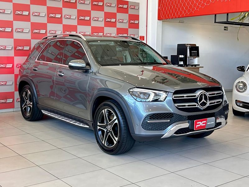 Mercedes-Benz GLE-400 3.0 TB 4MATIC 2021/2022 PC VEÍCULOS SANTA CRUZ DO SUL / Carros no Vale Mercedes-Benz GLE-400 3.0 TB 4MATIC 2021/2022 PC VEÍCULOS SANTA CRUZ DO SUL / Carros no Vale