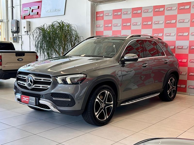 Mercedes-Benz GLE-400 3.0 TB 4MATIC 2021/2022 PC VEÍCULOS SANTA CRUZ DO SUL / Carros no Vale Mercedes-Benz GLE-400 3.0 TB 4MATIC 2021/2022 PC VEÍCULOS SANTA CRUZ DO SUL / Carros no Vale