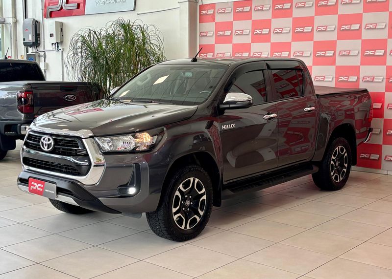 Toyota Hilux CD SRV 4×4 2.8 TDI 2022/2022 PC VEÍCULOS SANTA CRUZ DO SUL / Carros no Vale