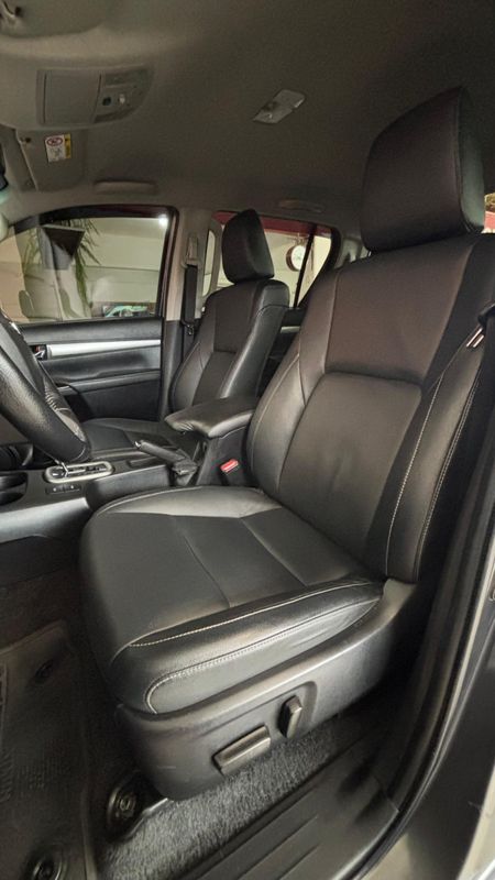 Toyota Hilux CD SRV 4×4 2.8 TDI 2022/2022 PC VEÍCULOS SANTA CRUZ DO SUL / Carros no Vale