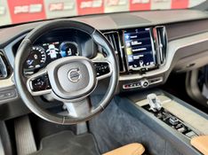 Volvo XC 60 T-8 INSCRIPTION 2.0 (Híbrido) 2019/2020 PC VEÍCULOS SANTA CRUZ DO SUL / Carros no Vale