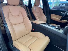 Volvo XC 60 T-8 INSCRIPTION 2.0 (Híbrido) 2019/2020 PC VEÍCULOS SANTA CRUZ DO SUL / Carros no Vale
