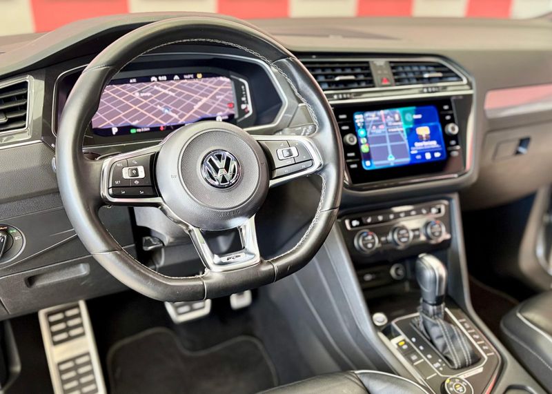VOLKSWAGEN TIGUAN Allspac R-Line 350 TSI 2.0 4×4 2020/2021 PC VEÍCULOS SANTA CRUZ DO SUL / Carros no Vale