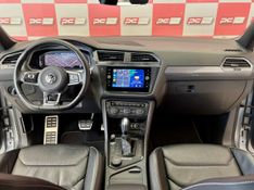 VOLKSWAGEN TIGUAN Allspac R-Line 350 TSI 2.0 4×4 2020/2021 PC VEÍCULOS SANTA CRUZ DO SUL / Carros no Vale