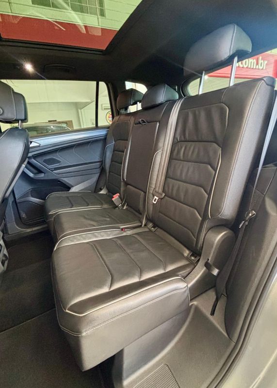 VOLKSWAGEN TIGUAN Allspac R-Line 350 TSI 2.0 4×4 2020/2021 PC VEÍCULOS SANTA CRUZ DO SUL / Carros no Vale