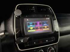 RENAULT KWID INTENSE 1.0 12V 2018/2019 DUARTE VEÍCULOS PORTO ALEGRE / Carros no Vale