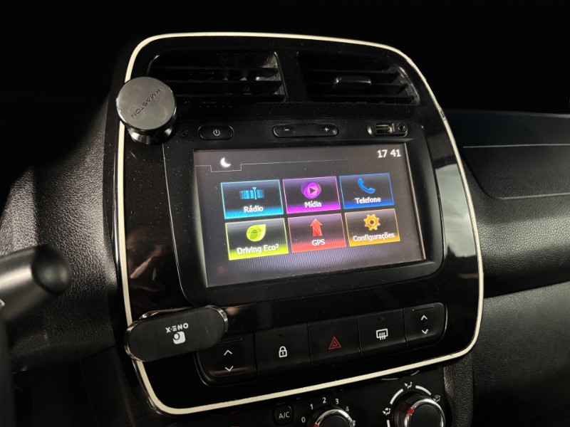 RENAULT KWID INTENSE 1.0 12V 2018/2019 DUARTE VEÍCULOS PORTO ALEGRE / Carros no Vale