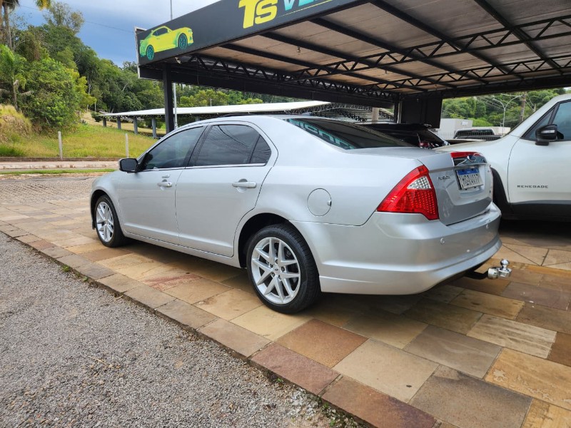 FORD FUSION SEL 2.5 / TETO SOLAR 2009/2010 TS VEÍCULOS ANTA GORDA / Carros no Vale