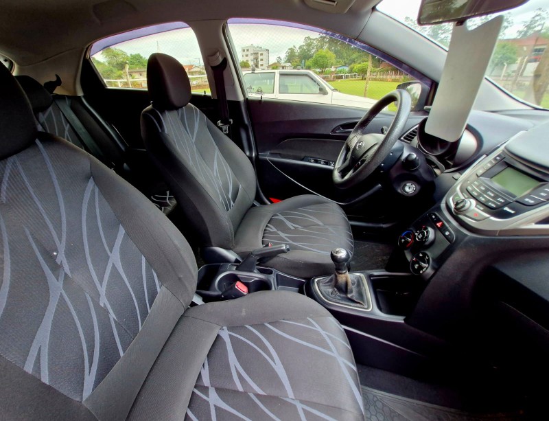 HYUNDAI HB20 1.0 COMFORT 2015/2014 CRUZEIRO MULTIMARCAS CRUZEIRO DO SUL / Carros no Vale