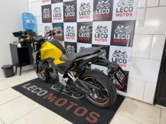 HONDA MOTOS CB 300F TWISTER ABS 2023/2023 LECO MOTOS VENÂNCIO AIRES / Carros no Vale