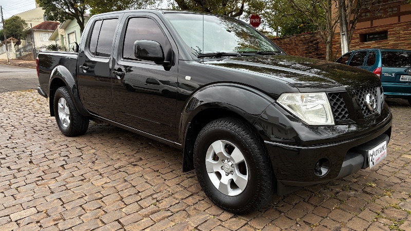 NISSAN FRONTIER 2.5 S 4X2 CD TURBO ELETRONIC 2010/2010 COMPLETO VEÍCULOS GUAPORÉ / Carros no Vale