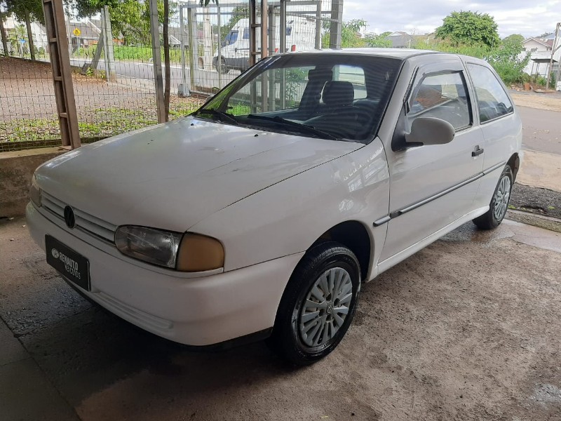 VOLKSWAGEN GOL 1.0 1997/1997 RENAUTO VEÍCULOS LAJEADO / Carros no Vale