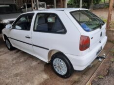 VOLKSWAGEN GOL 1.0 1997/1997 RENAUTO VEÍCULOS LAJEADO / Carros no Vale