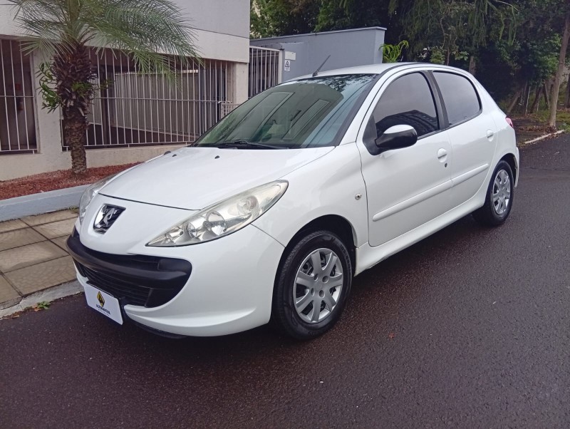 PEUGEOT 207 1.4/XR 2009/2010 ALTERNATIVA VEÍCULOS LAJEADO / Carros no Vale