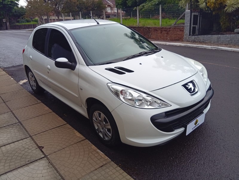 PEUGEOT 207 1.4/XR 2009/2010 ALTERNATIVA VEÍCULOS LAJEADO / Carros no Vale