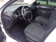 PEUGEOT 207 1.4/XR 2009/2010 ALTERNATIVA VEÍCULOS LAJEADO / Carros no Vale