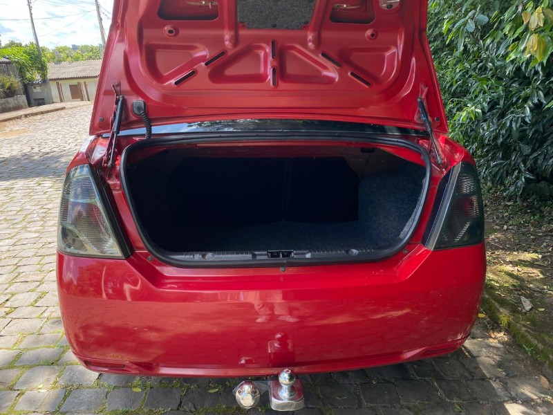 FORD FIESTA SEDAN 1.6 2012/2012 ESTAÇÃO DO CARRO ESTRELA / Carros no Vale