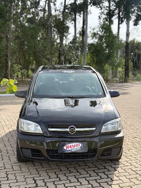CHEVROLET ZAFIRA 2.0 COMFORT 8V /2005 NEURI VEÍCULOS LAJEADO / Carros no Vale