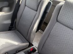 CHEVROLET ZAFIRA 2.0 COMFORT 8V /2005 NEURI VEÍCULOS LAJEADO / Carros no Vale