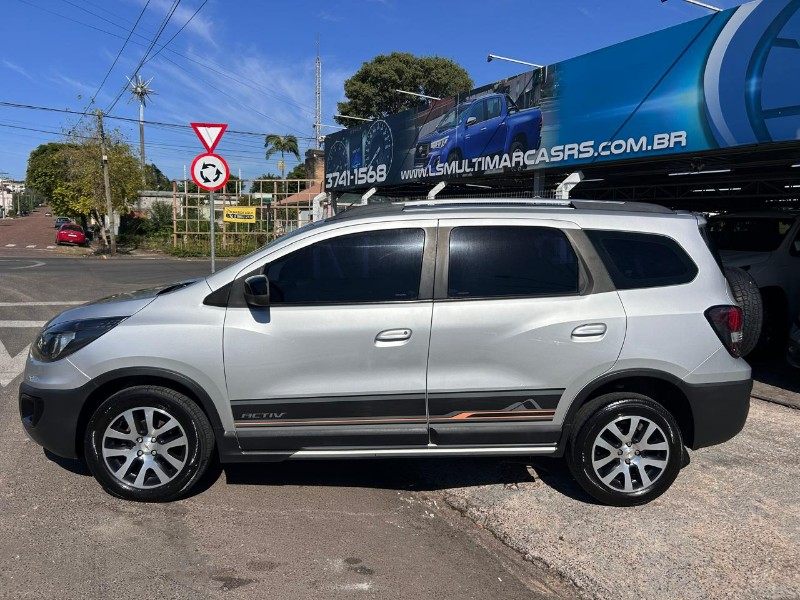 CHEVROLET SPIN ACTIV 1.8 8V ECONO.FLEX 2016/2016 LS MULTIMARCAS VENÂNCIO AIRES / Carros no Vale