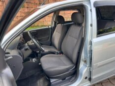 CHEVROLET CORSA HATCH MAXX 1.4 MPFI 8V ECONO 2011/2011 LS MULTIMARCAS VENÂNCIO AIRES / Carros no Vale
