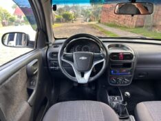 CHEVROLET CORSA HATCH MAXX 1.4 MPFI 8V ECONO 2011/2011 LS MULTIMARCAS VENÂNCIO AIRES / Carros no Vale