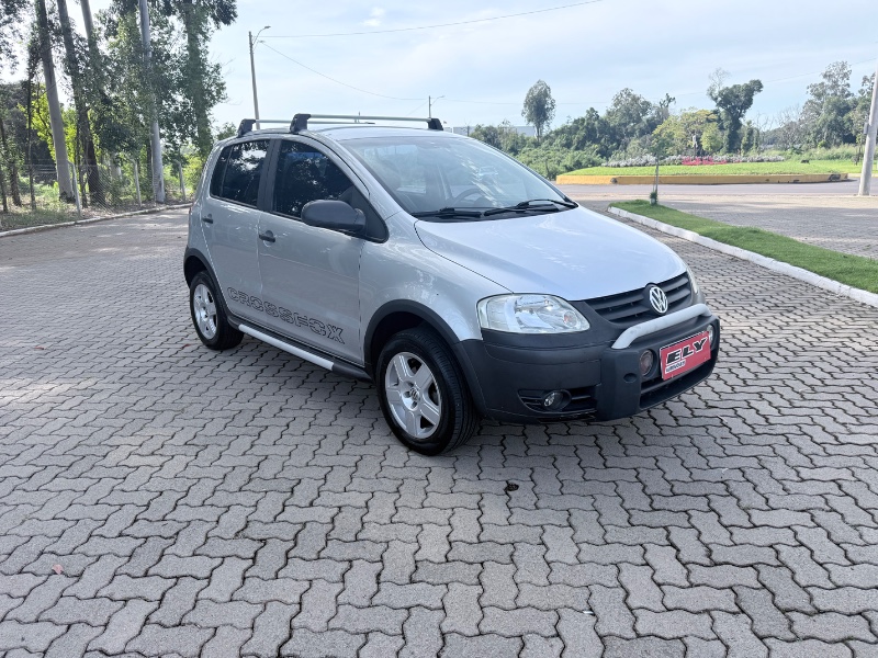 VOLKSWAGEN CROSSFOX 1.6 2006/2006 ELY AUTOMÓVEIS LAJEADO / Carros no Vale