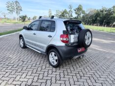 VOLKSWAGEN CROSSFOX 1.6 2006/2006 ELY AUTOMÓVEIS LAJEADO / Carros no Vale