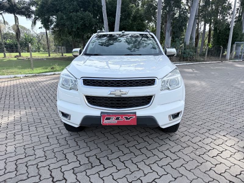 CHEVROLET S10 2.8 LTZ 4X2 CD 16V TURBO DIESEL 4P AUTOMÁTICO 2014/2014 ELY AUTOMÓVEIS LAJEADO / Carros no Vale