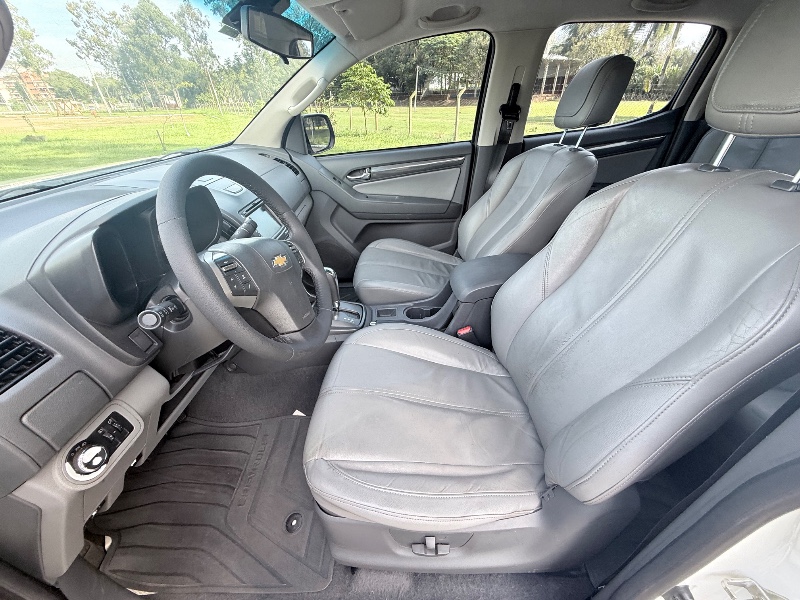 CHEVROLET S10 2.8 LTZ 4X2 CD 16V TURBO DIESEL 4P AUTOMÁTICO 2014/2014 ELY AUTOMÓVEIS LAJEADO / Carros no Vale
