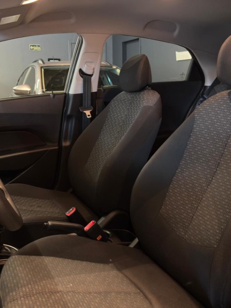 HYUNDAI HB20 1.0 COMFORT 2017/2017 JM AUTOMÓVEIS VENÂNCIO AIRES / Carros no Vale