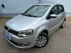 VOLKSWAGEN FOX 1.6 TREND 8V /2014 RT 811 VEÍCULOS ARROIO DO MEIO / Carros no Vale