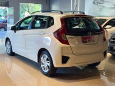 HONDA FIT 1.5 LX 16V 2014/2015 JM AUTOMÓVEIS VENÂNCIO AIRES / Carros no Vale