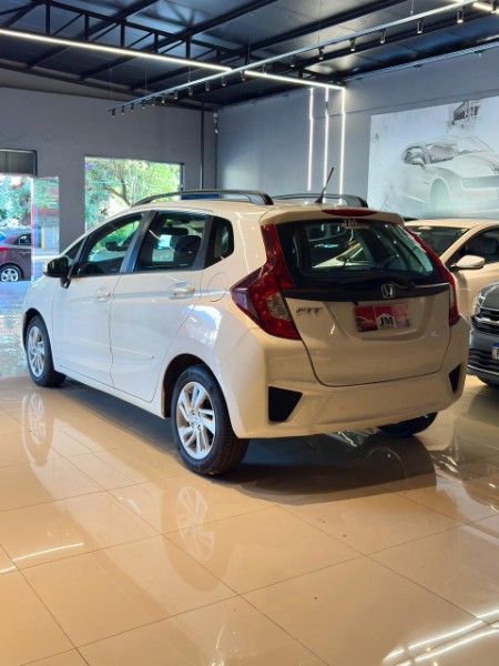 HONDA FIT 1.5 LX 16V 2014/2015 JM AUTOMÓVEIS VENÂNCIO AIRES / Carros no Vale